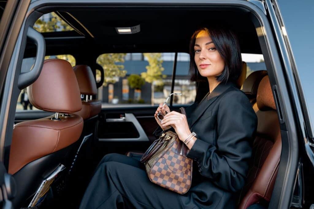 Services Offered Dallas Chrysler 300 Limousine Rental​